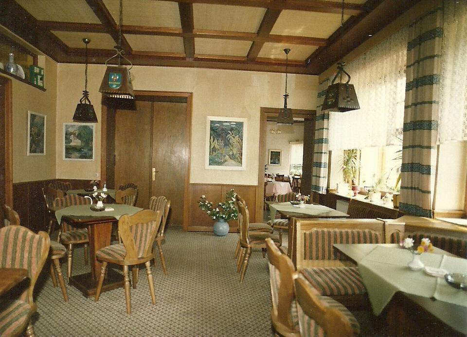 Gasthaus Zur Traube Hatzenport Buitenkant foto