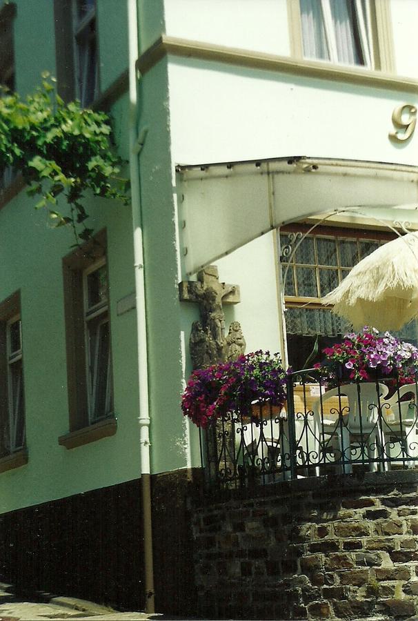 Gasthaus Zur Traube Hatzenport Buitenkant foto