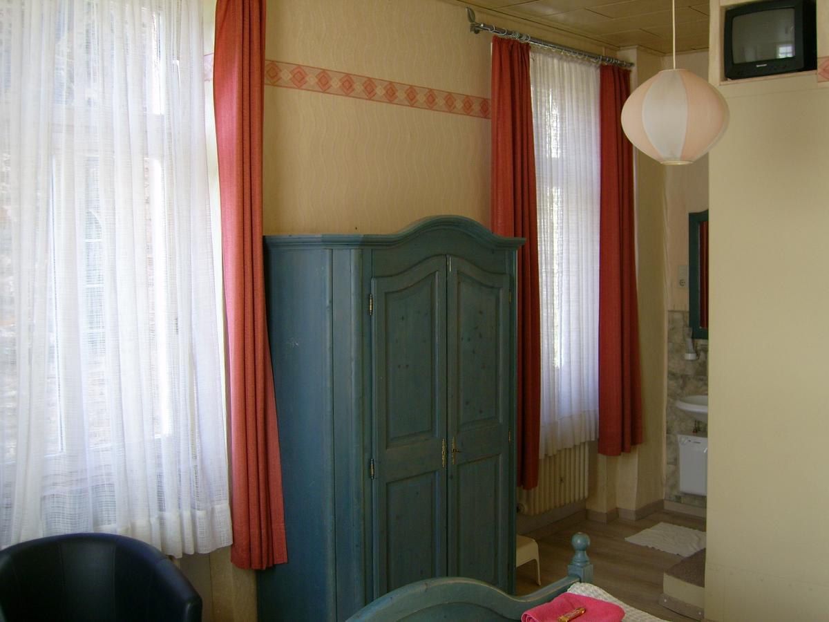 Gasthaus Zur Traube Hatzenport Kamer foto