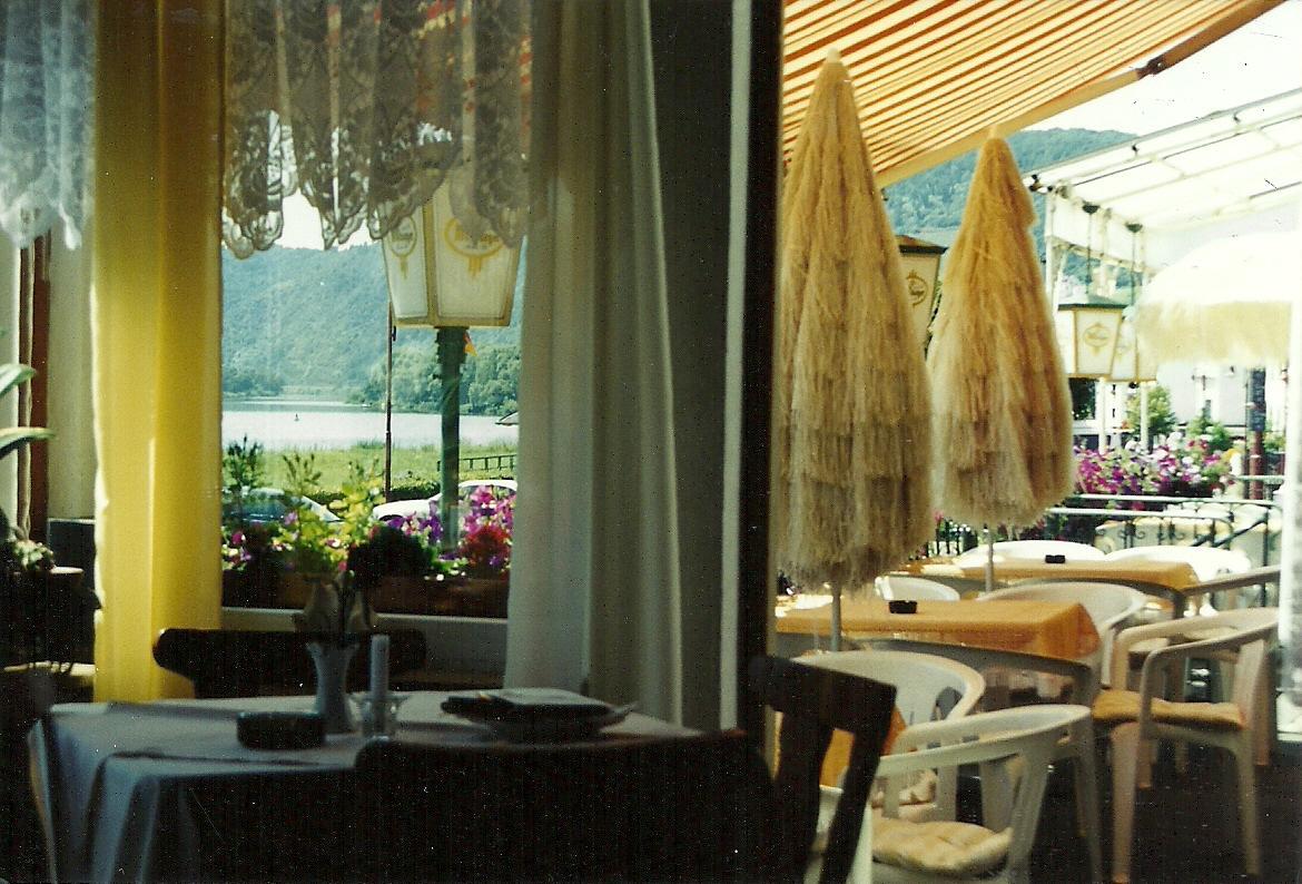 Gasthaus Zur Traube Hatzenport Buitenkant foto