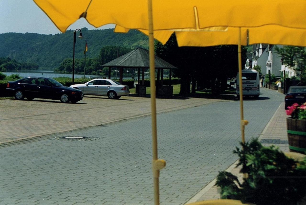 Gasthaus Zur Traube Hatzenport Buitenkant foto